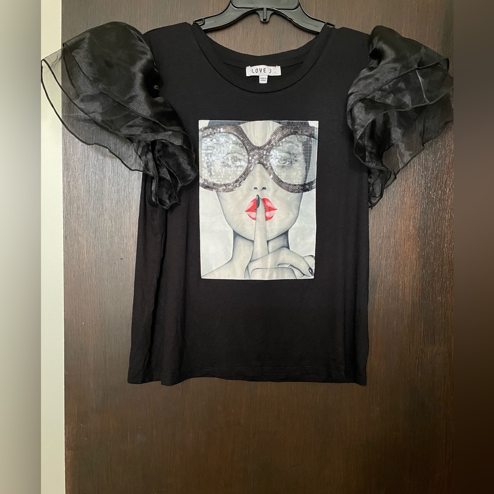 Love J Ruffled Sleeve short sleeve shirt